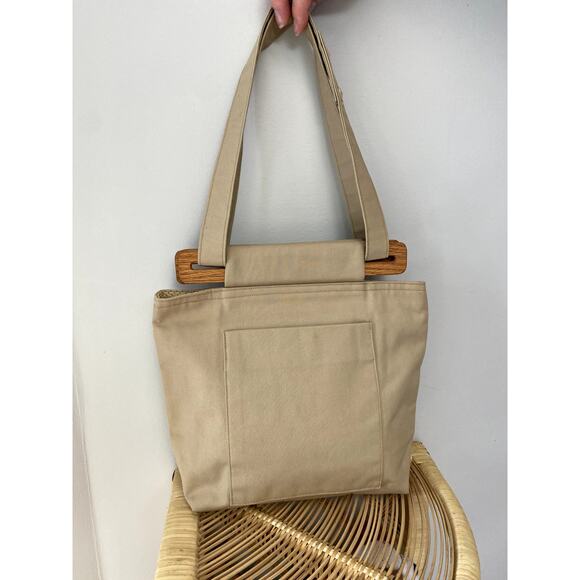 Handmade Quilted Patchwork Wood Handle Small Tote Bucket Bag - Picture 6 of 13